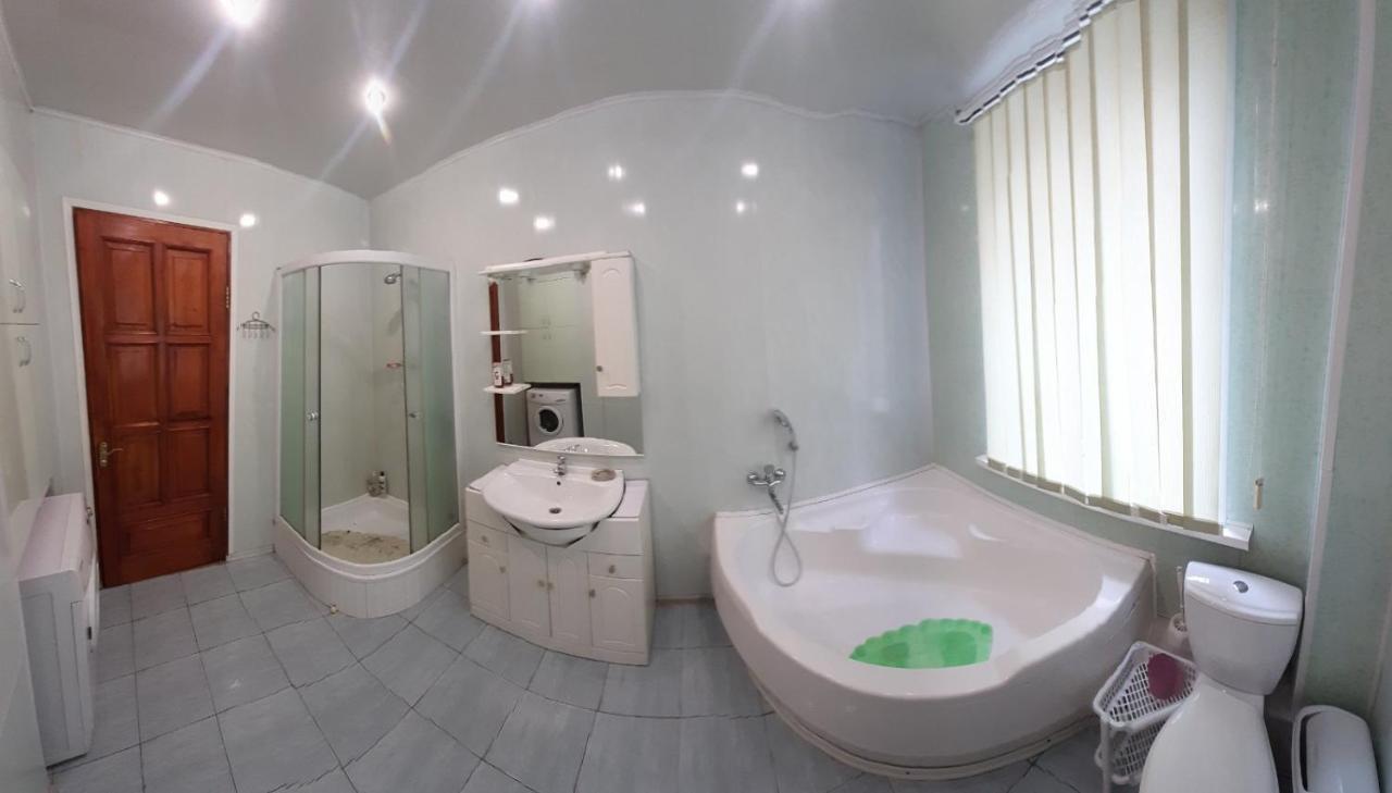 Куренiвський Двiр Kijów Zewnętrze zdjęcie