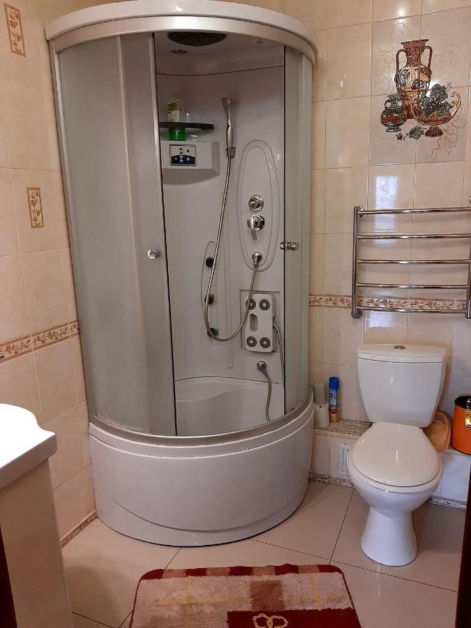 Куренiвський Двiр Kijów Zewnętrze zdjęcie